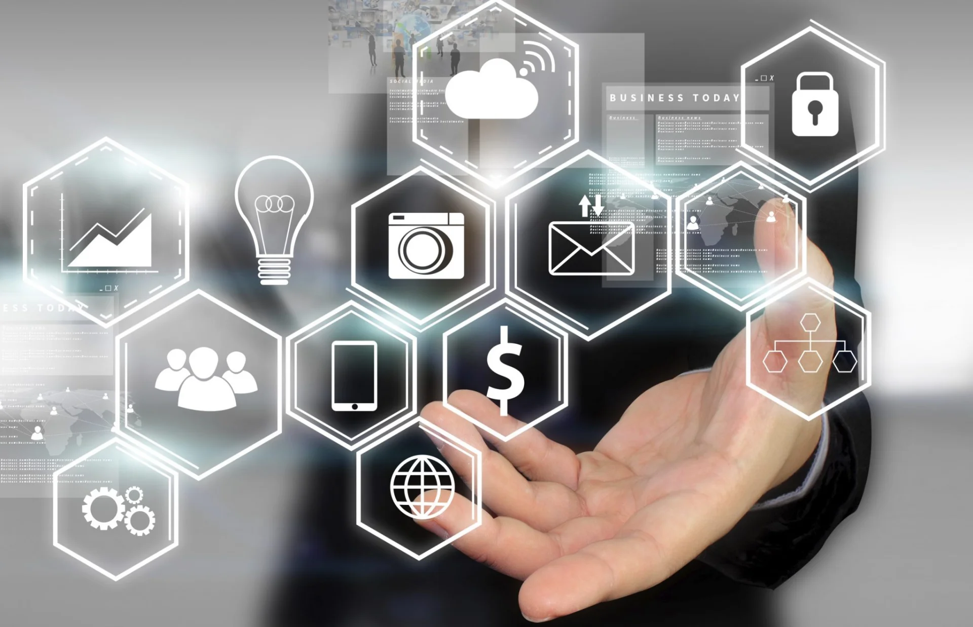 Leading Strategic HR Transformation